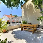In 45274 Tatil Evi *