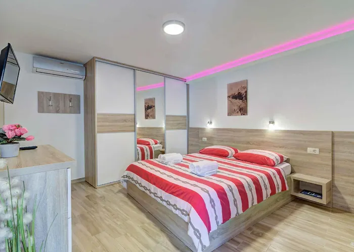 Villa In 45274 Novi Vinodolski