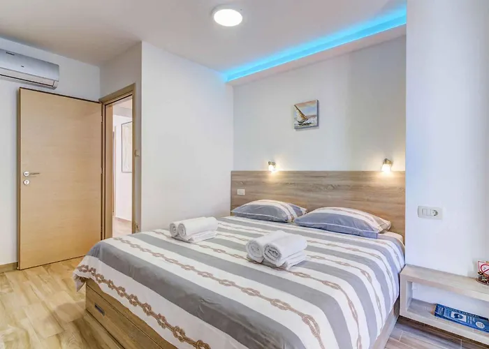 In 45274 Villa *