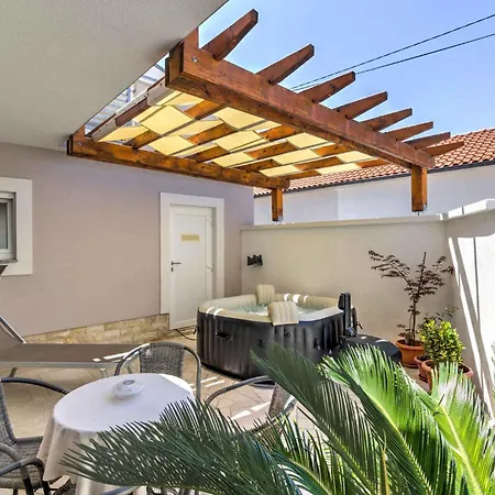 Tatil Evi In 45274 Novi Vinodolski